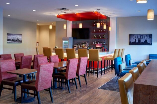 TownePlace Suites by Marriott Cleveland Solon - Photo5