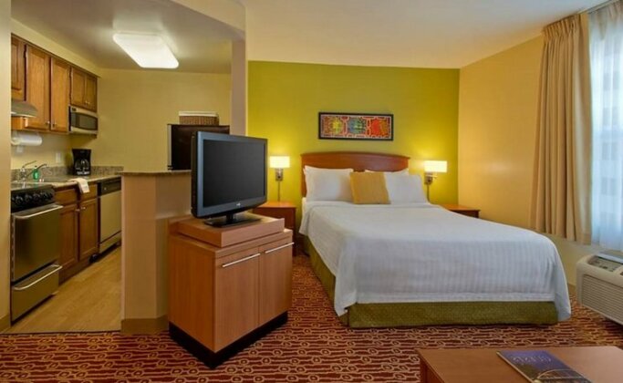 TownePlace Suites Cleveland Westlake - Photo2
