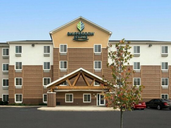 WoodSpring Suites Cleveland Airport