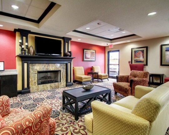 Comfort Inn & Suites Clinton - Photo5