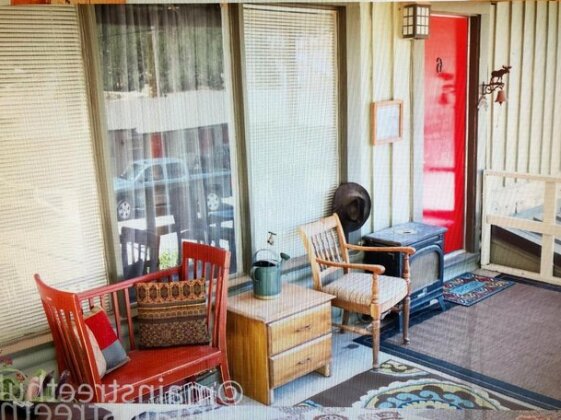 Dusty Boots Motel & Cafe - Photo4