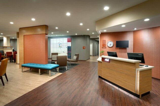 TownePlace Suites by Marriott Clovis - Photo3