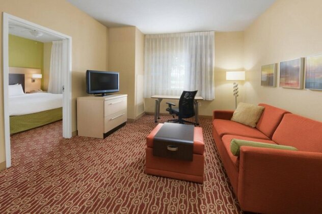 TownePlace Suites by Marriott Lake Jackson Clute - Photo4