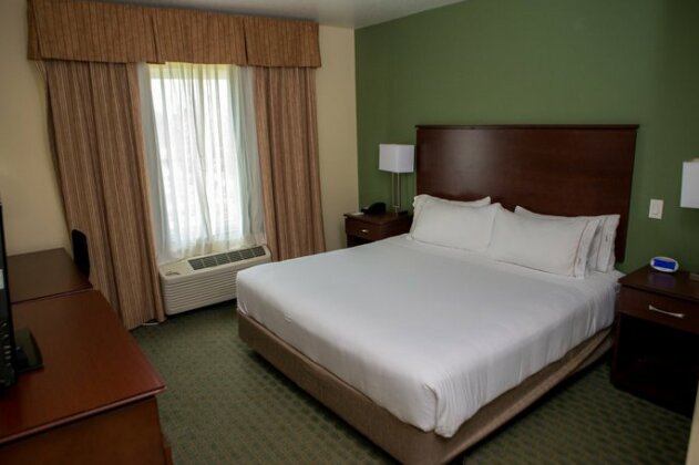 Holiday Inn Express Hotel & Suites Cocoa - Photo3