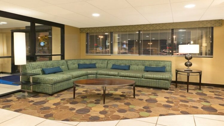 Holiday Inn Express Hotel & Suites Colby Colby - Photo5