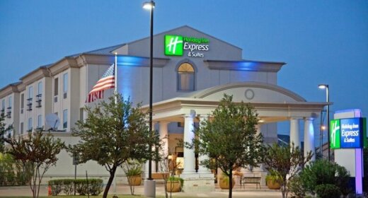 Holiday Inn Express & Suites College Station