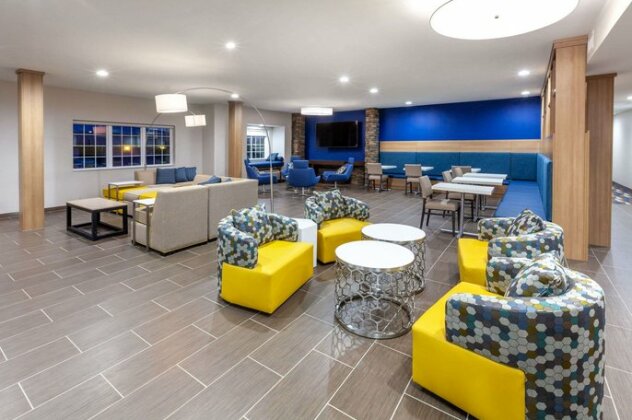 Microtel Inn & Suites by Wyndham College Station - Photo5