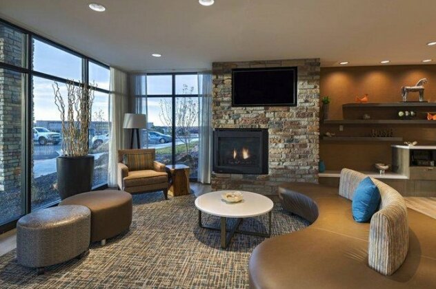Fairfield Inn & Suites by Marriott Colorado Springs East - Photo2
