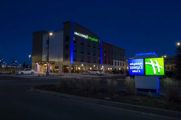 Holiday Inn Express & Suites - Colorado Springs AFA Northgate - Photo2