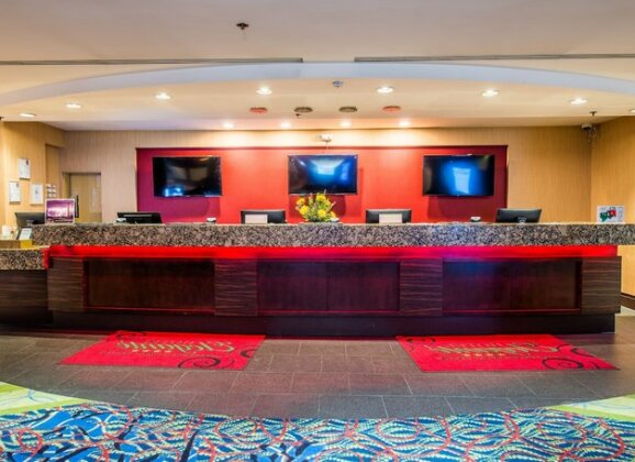 Hotel Elegante Conference and Event Center - Photo3