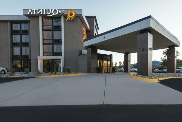 La Quinta Inn & Suites Colorado Springs North - Photo4
