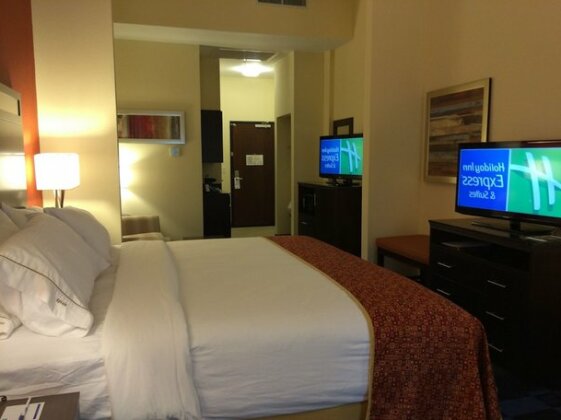 Holiday Inn Express and Suites Columbia University Area - Photo5