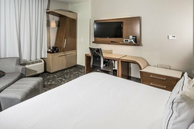 Courtyard by Marriott Columbia Cayce - Photo5