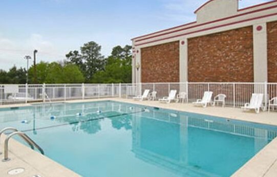 Days Inn Columbia/Fort Jackson - Photo3