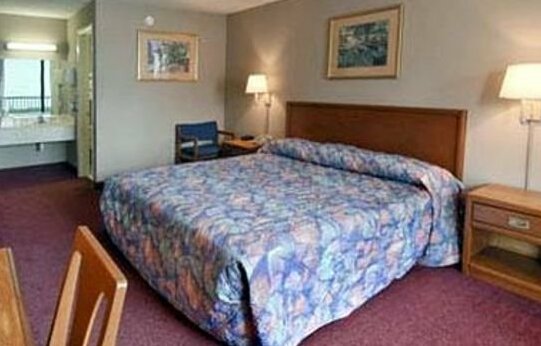 Days Inn Columbia/Fort Jackson - Photo4