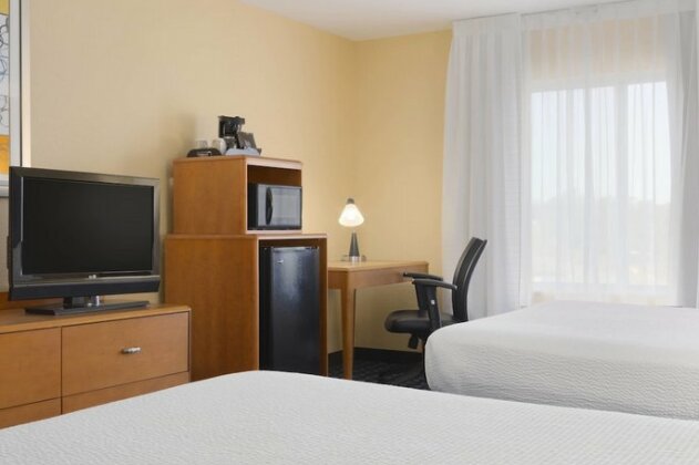 Fairfield Inn & Suites Columbia Northeast - Photo5