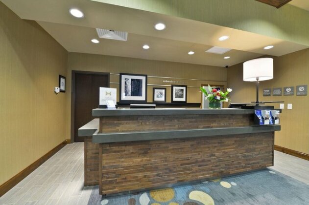 Hampton Inn & Suites Columbia Southeast-Fort Jackson - Photo3