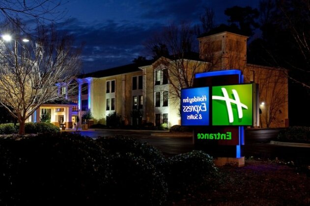 Holiday Inn Express Hotel & Suites Lexington-Hwy 378 - Photo2