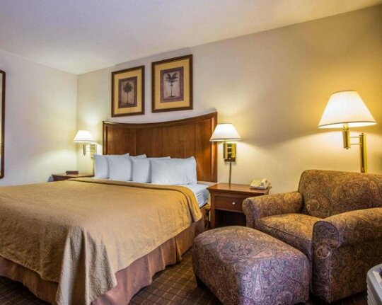 Quality Inn Fort Jackson - Photo2