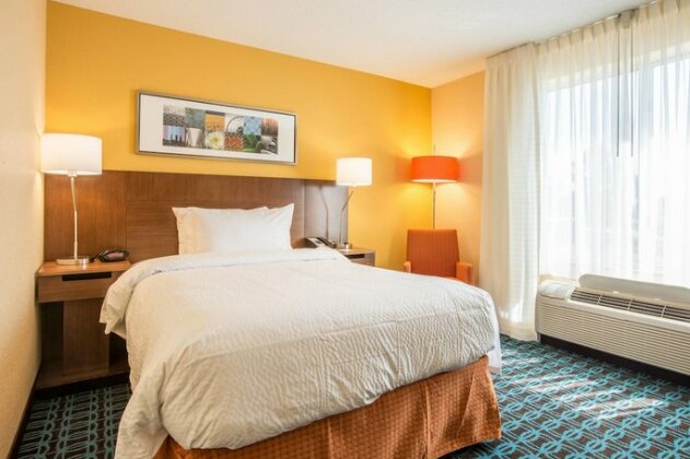 Fairfield Inn & Suites by Marriott Columbus - Photo5
