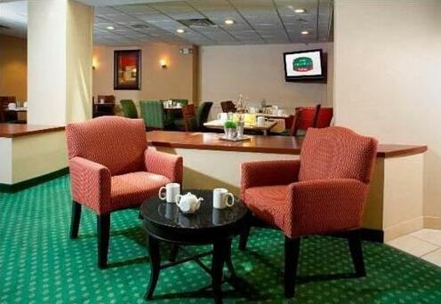 Courtyard by Marriott Columbus New Albany - Photo4