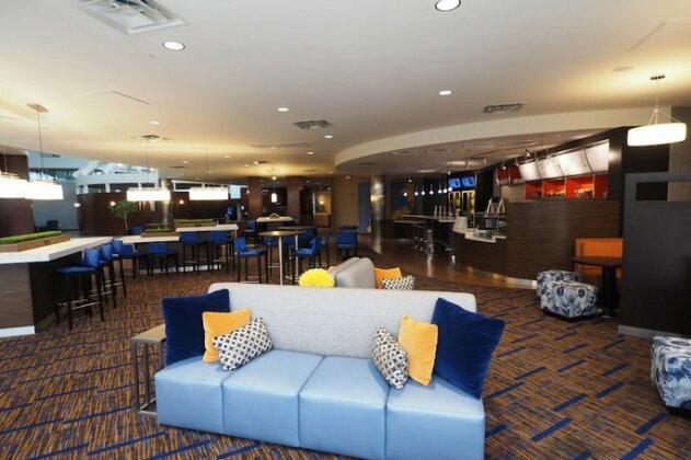 Courtyard by Marriott Columbus West - Photo5