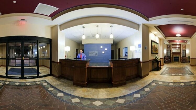 Holiday Inn Express Hotel & Suites Columbus University Area- Ohio State University - Photo5