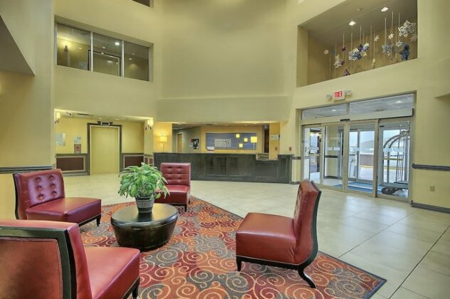 Holiday Inn Express Hotel & Suites Grove City - Photo2