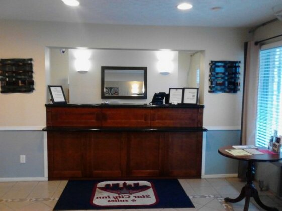 Star City Inn and Suites - Photo3