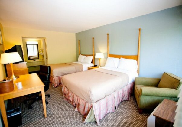 Star City Inn and Suites - Photo5