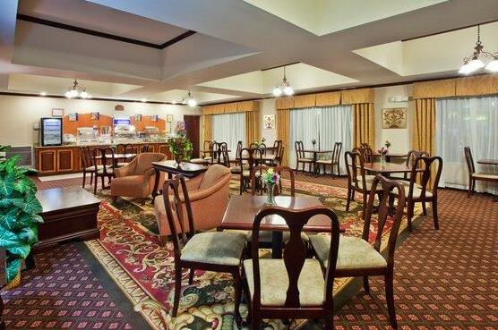 Country Inn & Suites by Radisson Commerce GA - Photo4