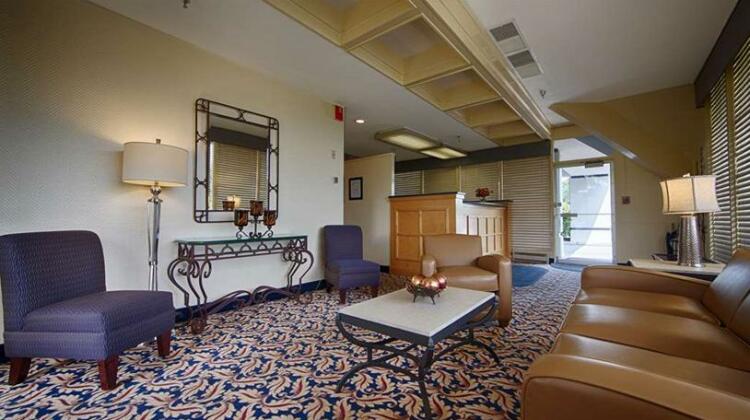 Best Western at Historic Concord - Photo3