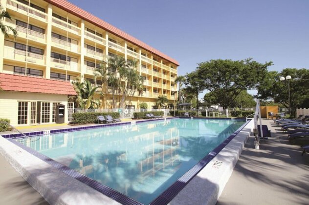 La Quinta Inn & Suites Coral Springs University Drive - Photo4