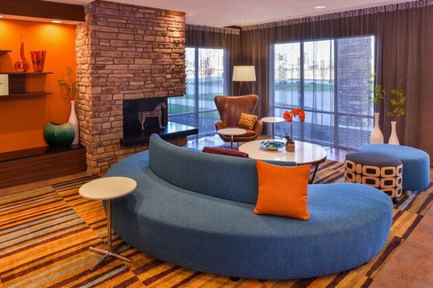 Fairfield Inn & Suites by Marriott Coralville - Photo4