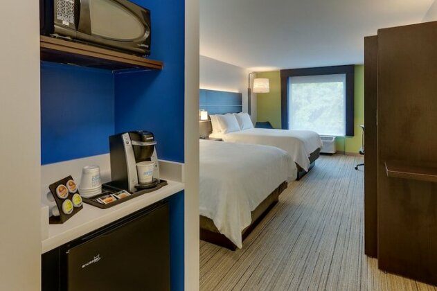 Holiday Inn Express Hotel & Suites Corbin - Photo5