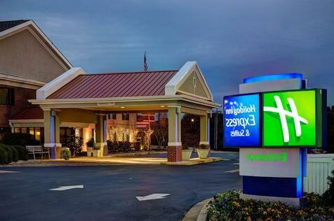 Holiday Inn Express Hotel & Suites Corinth