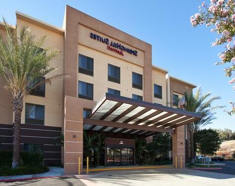 SpringHill Suites Corona Riverside - Photo2