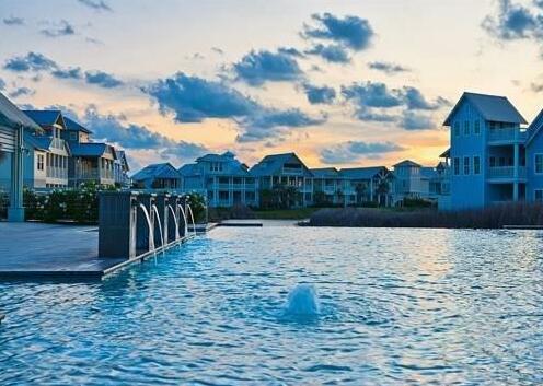 Stunning Cinnamon Shores Condo by TurnKey Vacation Rentals