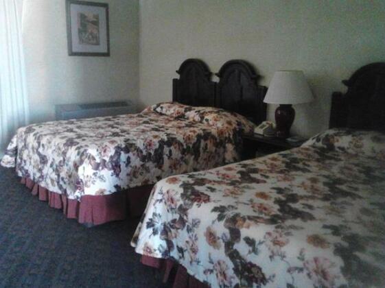 Sleeping Ute Mountain Motel - Photo4