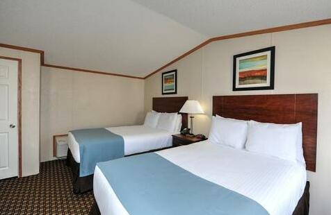 Instalodge Hotel & Suites - Photo2
