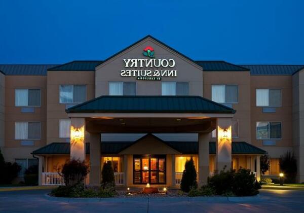 Country Inn & Suites by Radisson Council Bluffs IA - Photo3