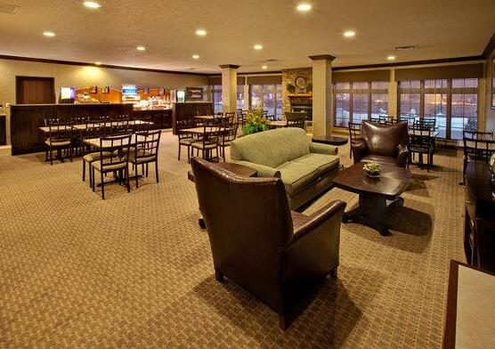 Holiday Inn Express Hotel & Suites Council Bluffs - Convention Center Area - Photo5