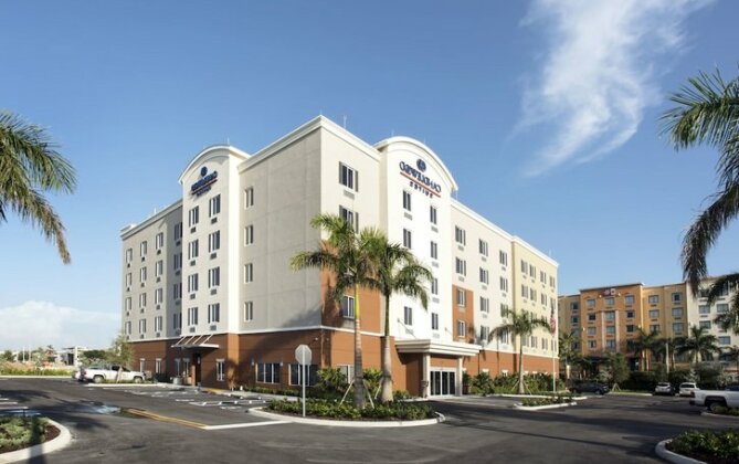 Candlewood Suites - Miami Exec Airport - Kendall - Photo2