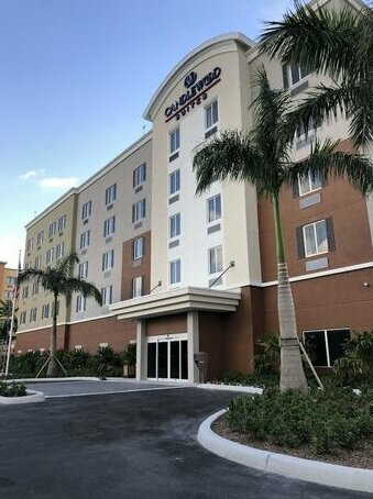 Candlewood Suites - Miami Exec Airport - Kendall