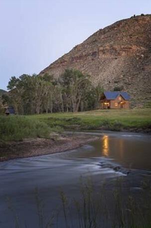 Williams Fork River Cabin