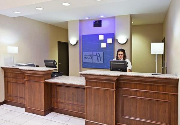 Holiday Inn Express Hotel & Suites Franklin-Oil City - Photo2