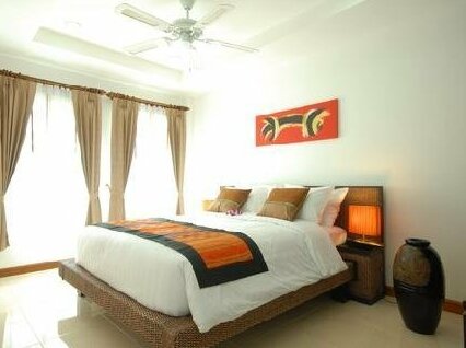 Crescent Sandpiper Condominiums - Photo5
