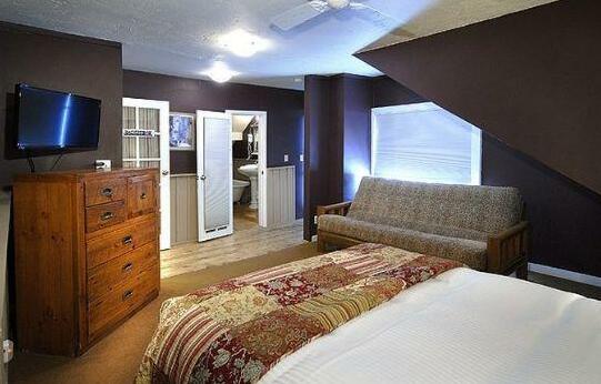 Purple Mountain Bed & Breakfast & Spa - Photo5