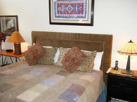 Redstone by Crested Butte Lodging - Photo3