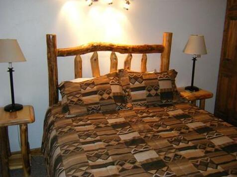 Three Seasons Hotel Suites by Crested Butte Lodging - Photo5